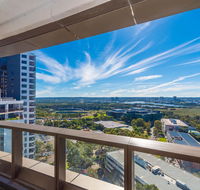 Olympic park Sunshine 2 bedrooms Apts with Private parking - Kawana Tourism
