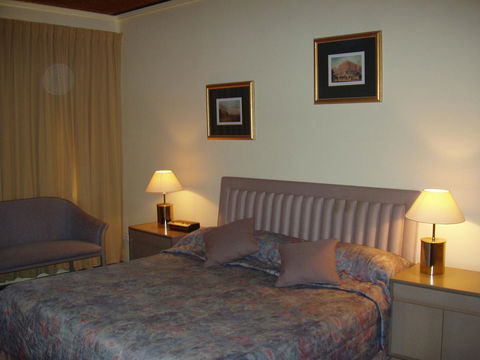 Temora Motel - Kawana Tourism 1
