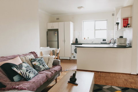 Lotus Stay Manly - Apartment 29B - Kawana Tourism 3