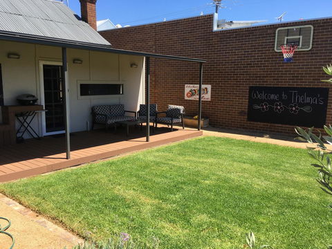 Thelma's Temora - Kawana Tourism 11
