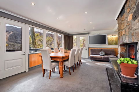 Pure Chalet Thredbo - Kawana Tourism 16