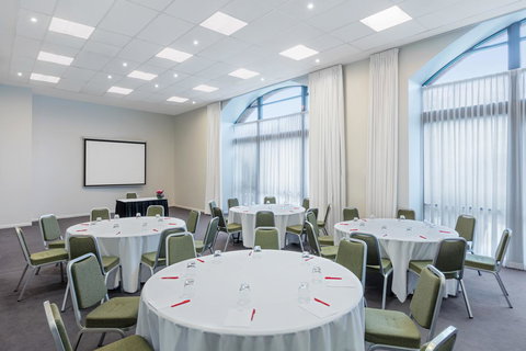 Adina Apartment Hotel Sydney Central - Kawana Tourism 11
