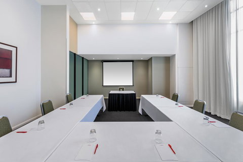 Adina Apartment Hotel Sydney Central - Kawana Tourism 13