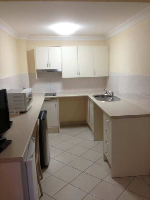 Bel Mondo Apartments - Kawana Tourism 6