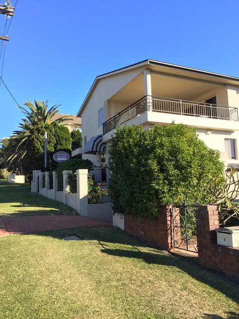 Bel Mondo Apartments - Kawana Tourism 18