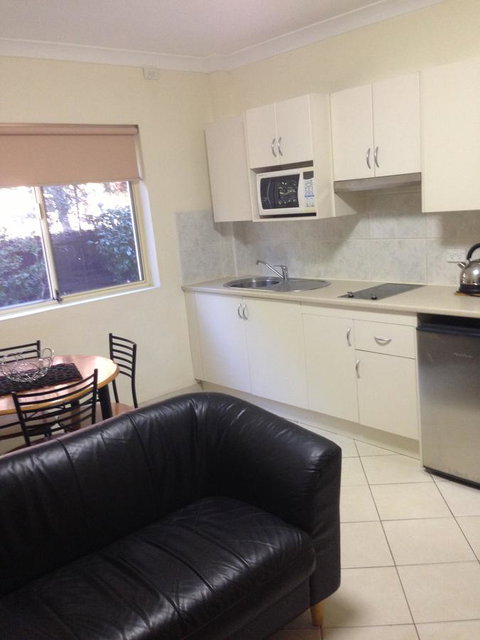 Bel Mondo Apartments - Kawana Tourism 11
