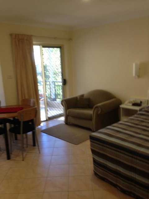 Bel Mondo Apartments - Kawana Tourism 9