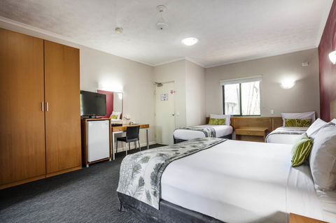 Mercure Darwin Airport Resort - Kawana Tourism 22