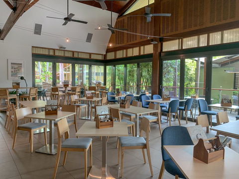 Mercure Darwin Airport Resort - Kawana Tourism 9
