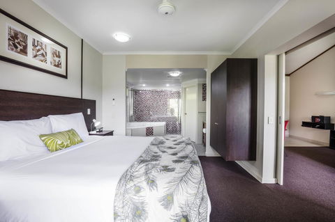 Mercure Darwin Airport Resort - Kawana Tourism 14