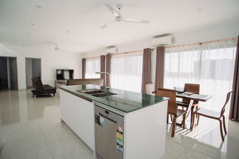 Darwin City Hotel - Kawana Tourism 8