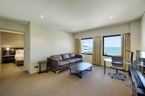 Hilton Darwin - Kawana Tourism 12