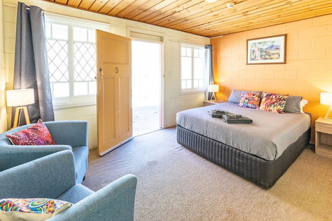 Glen Helen Lodge - Kawana Tourism 15