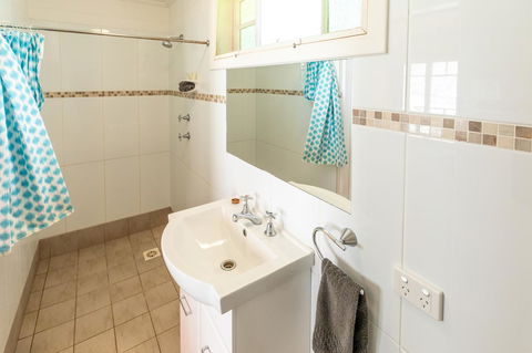 Glen Helen Lodge - Kawana Tourism 27