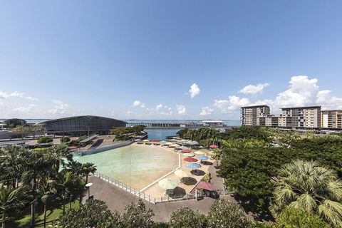 Vibe Hotel Darwin Waterfront - Kawana Tourism 1