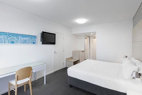 Vibe Hotel Darwin Waterfront - Kawana Tourism 19
