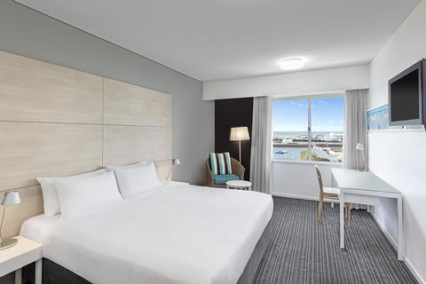 Vibe Hotel Darwin Waterfront - Kawana Tourism 20