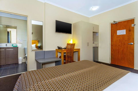 Quality Hotel Darwin Airport - Kawana Tourism 8