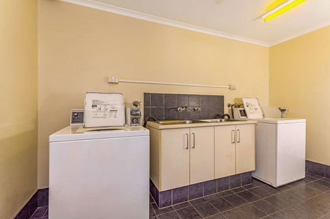 Quality Hotel Darwin Airport - Kawana Tourism 5