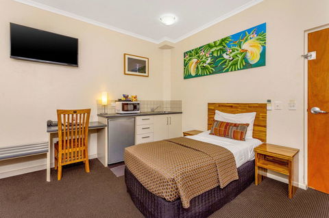 Quality Hotel Darwin Airport - Kawana Tourism 21