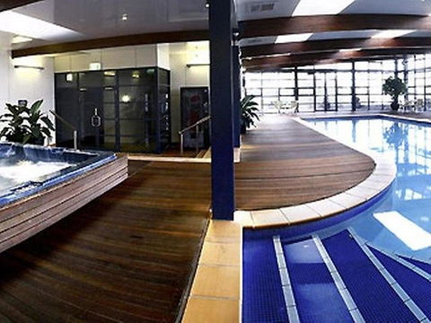 Novotel Canberra - Kawana Tourism 13