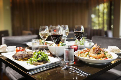 Novotel Canberra - Kawana Tourism 37