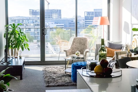Highgate Executive Apartment City Walk Canberra - Kawana Tourism 14