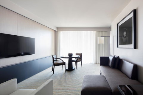Hotel Realm - Kawana Tourism 10