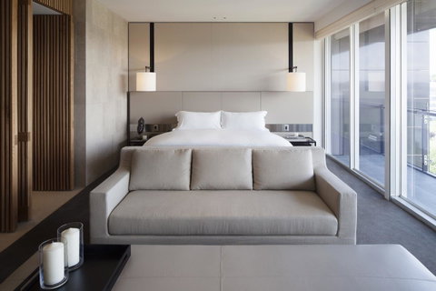 Hotel Realm - Kawana Tourism 17