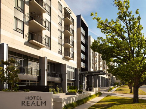 Hotel Realm - Kawana Tourism 8