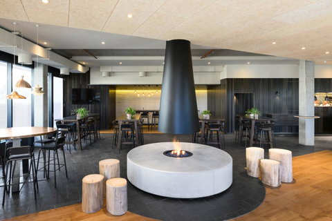 Hotel Realm - Kawana Tourism 3