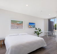 Bondi Beach Studio Penthouse Suite  Balcony - Kawana Tourism