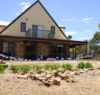 Boobook Manor - Kawana Tourism