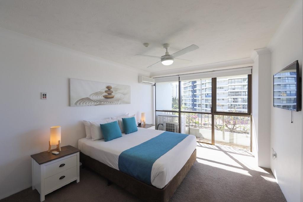Main Beach QLD Kawana Tourism
