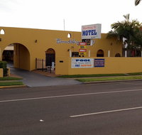 Bourbong St Motel - Kawana Tourism