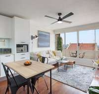 Boutique Apartment with Fantastic Harbour Views - Kawana Tourism