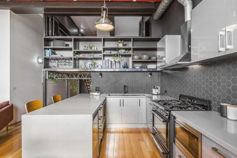 Boutique Stays - Loft On Rose - Kawana Tourism 3