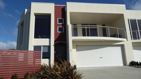 Bridport Horizon Views - Kawana Tourism 0