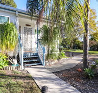 Bromyard Cottage - Kawana Tourism