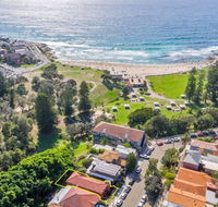 bronte beach apartment - Kawana Tourism