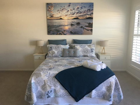 Broughton Views - Kawana Tourism 2