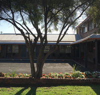 Bryants Motel