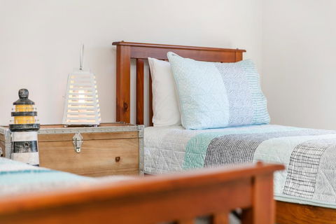 Buckleys Escape - Kawana Tourism 2