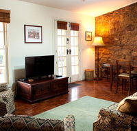 Byronsvale Vineyard and Accommodation - Kawana Tourism