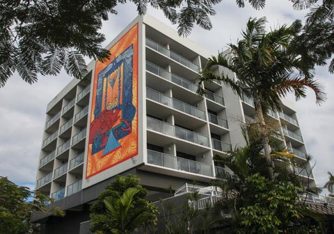 Cairns Plaza Hotel - Kawana Tourism 1