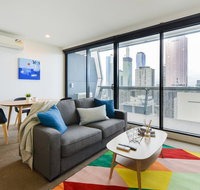 Canvas Suites on William - Kawana Tourism
