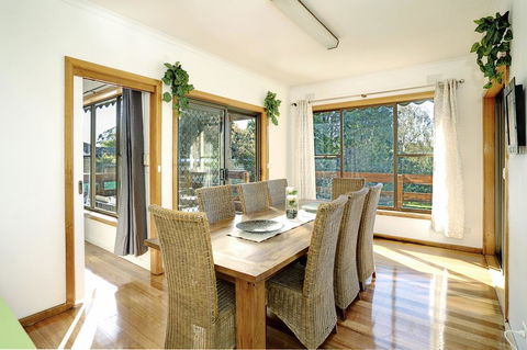 Capelink Lodge - Kawana Tourism 0