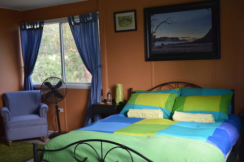 Capertee Valley Farmstays: Glenbrook Cottage - Kawana Tourism 1