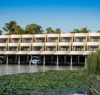 Capri Waters Country Club - Kawana Tourism