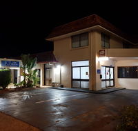 Caravilla Motor Inn - Kawana Tourism